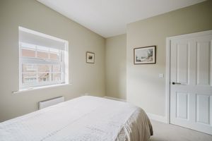 Guest bedroom- click for photo gallery